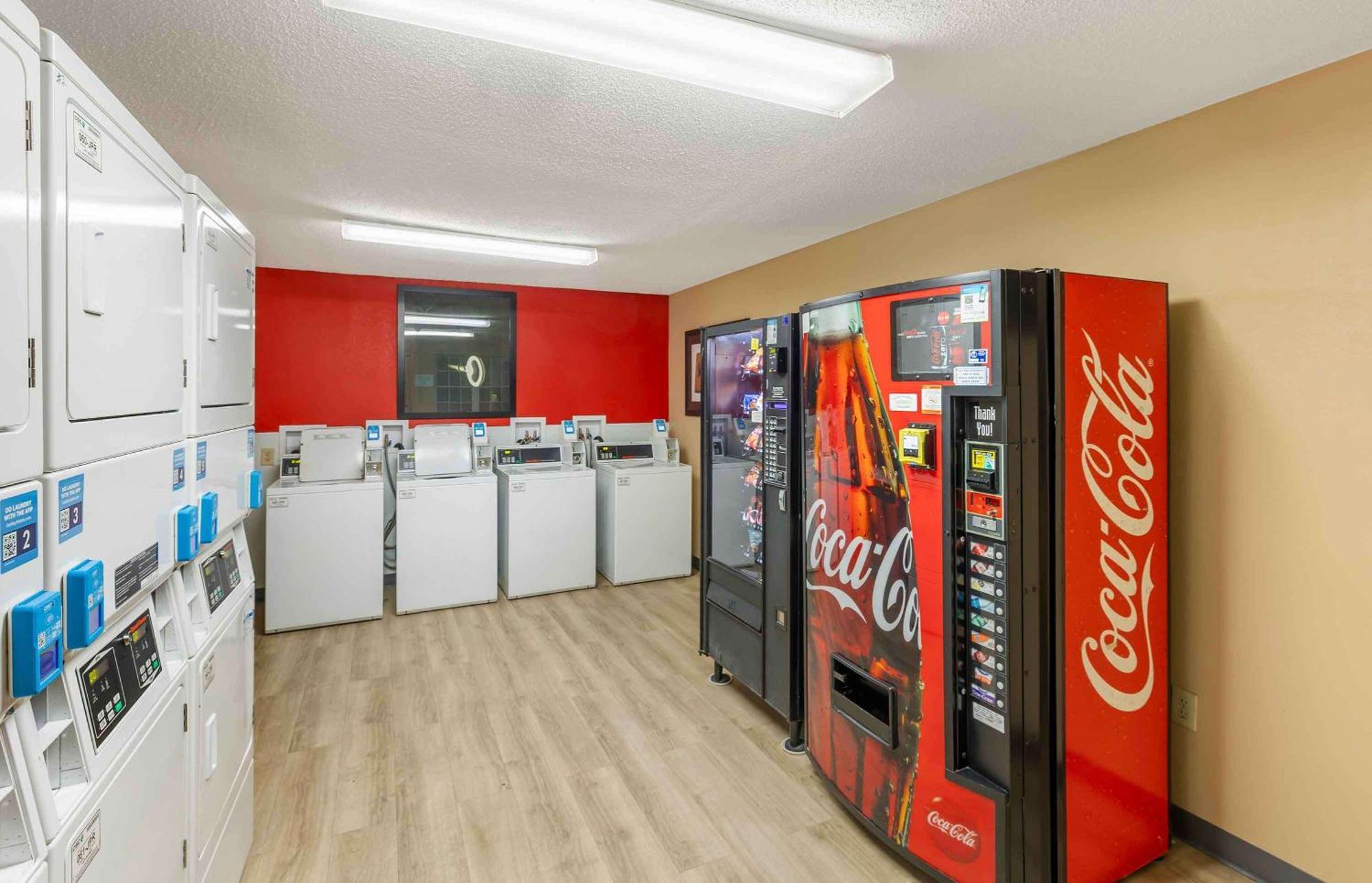 Extended Stay America Suites - St Louis - Westport - E Lackland Rd Мериленд Хайтс Екстериор снимка